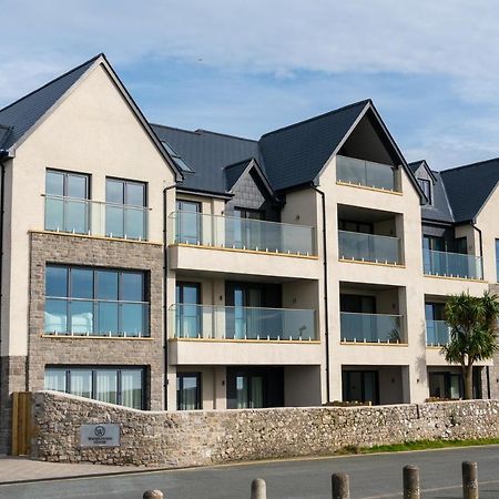 Apartment 3 Waterstone House - Sea Front Apartment, Hot Tub Tenby Zewnętrze zdjęcie
