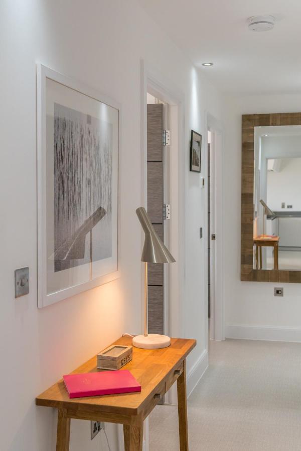 Apartment 3 Waterstone House - Sea Front Apartment, Hot Tub Tenby Zewnętrze zdjęcie
